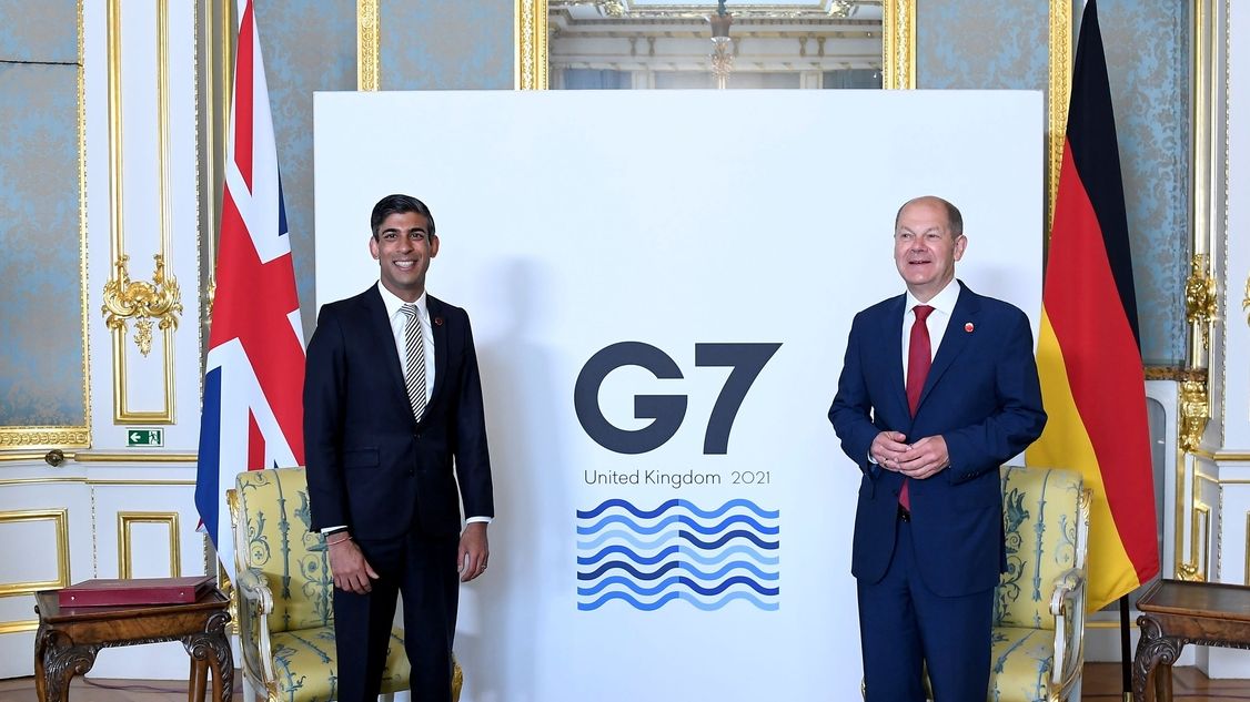 Země skupiny G7 se dohodly na 15procentní dani ze zisku globálních firem